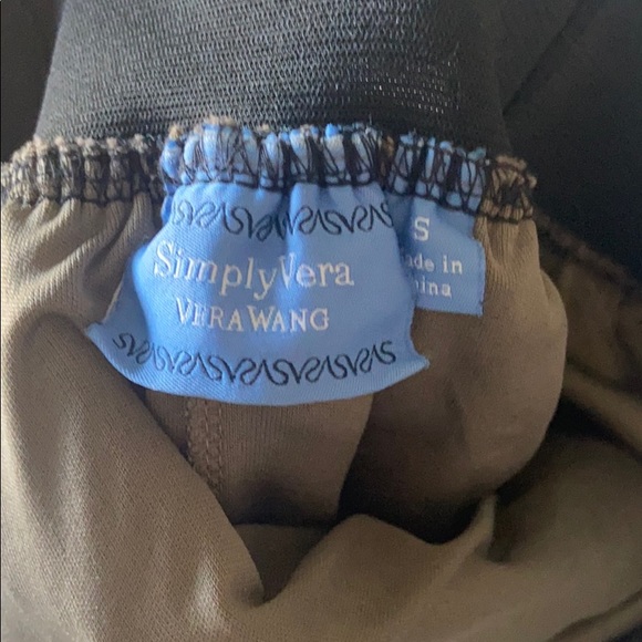 Vera wang green skirt - Picture 2 of 2